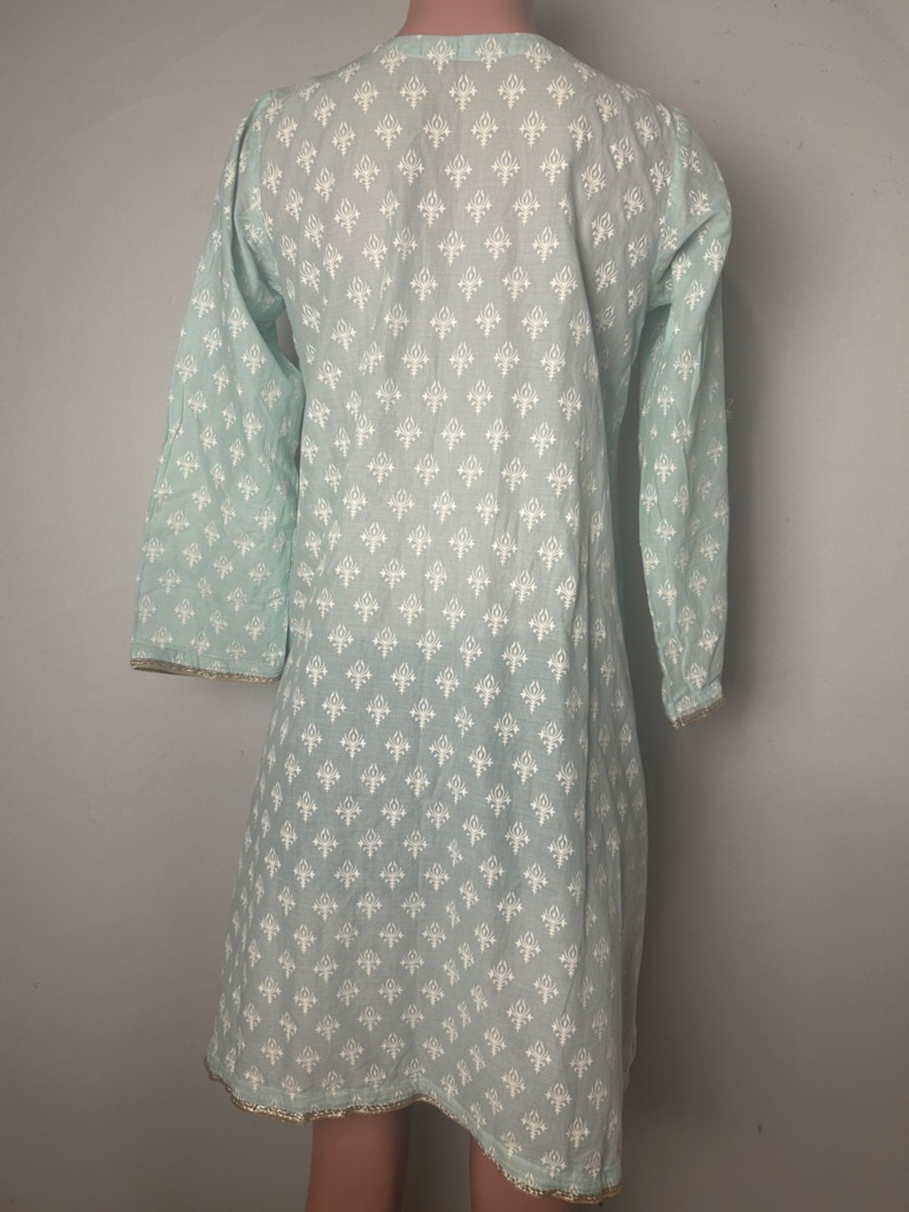 J. Pret Women's 100%Cotton Kurta Embroidered Size Small. 1 Piece - Picture 5 of 7
